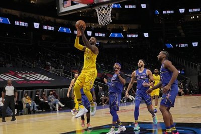'Team' LeBron se adueña del Juego de Estrellas con Giannis como MVP