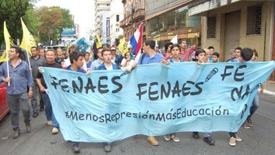 Secundarios se movilizarán ante fracaso de la gestión educativa del gobierno - ADN Digital