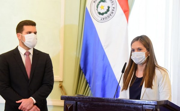Huttemann es el nuevo jefe de Gabinete Civil y Carmen Marín asume en Unidad de Gestión - Noticiero Paraguay