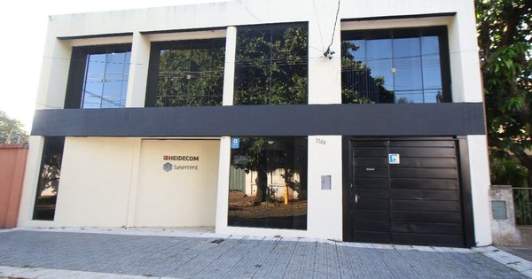 La Nación / MEC otorgó G. 1.123 millones para reparar instituciones a empresa de tecnología