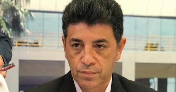 La Nación / “Ni la embajada de EEUU podrá salvar al Gobierno”, dice Víctor Ríos