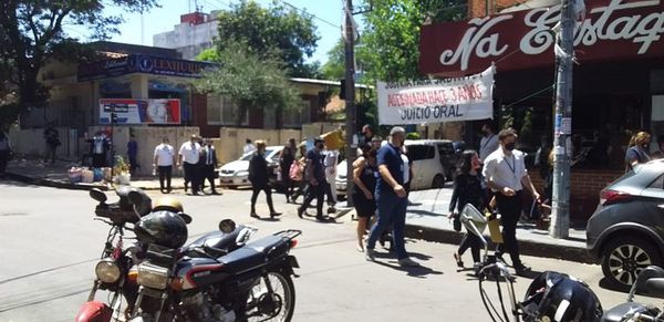 Evacuan sede del Palacio de Justicia ante presunta alerta de bomba - Nacionales - ABC Color