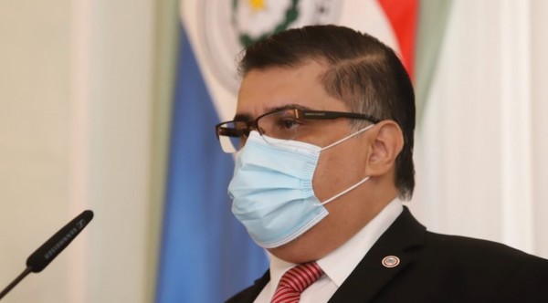 Nuevo ministro de Salud dijo que dará insumos y buscará más vacunas anticovid