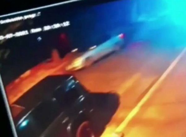 Denuncian a militar por arrojar a su ex pareja desde vehículo en marcha