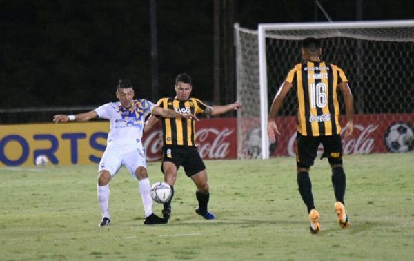 Pájaro Benítez alza la vara de Luqueño