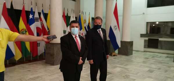 Otro contingente de vacunas llegaría en las próximas semanas, según Borba - Megacadena — Últimas Noticias de Paraguay