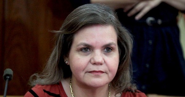 La Nación / “Bachi” Núñez acusa de corrupta y vividora del poder de turno a Lilian Samaniego