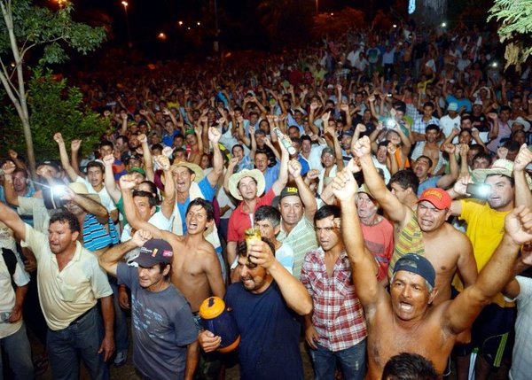 Campesinos se organizan en el Norte para sumarse a las protestas pidiendo la destitución del presidente y vice presidente de la República