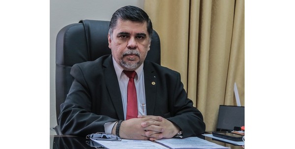 Confirman a Julio Borba como nuevo ministro de Salud