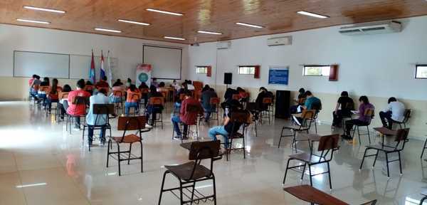 Lanzamiento de la convocatoria 2021 de becas Itaipu-Becal se realizará el 12 de marzo | El Independiente