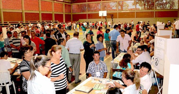 La Nación / Convocar a elecciones sería inconstitucional