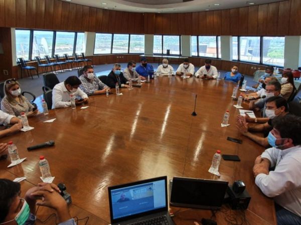 Liberales presentarán libelo para juicio político a Abdo y Velázquez