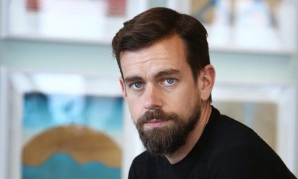 El fundador de Twitter subasta su primer tuit