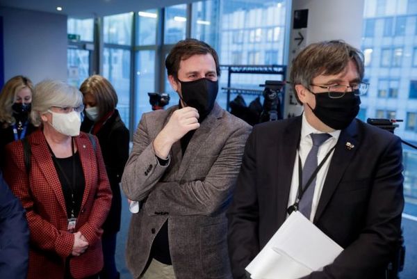 El Parlamento Europeo levanta la inmunidad de Carles Puigdemont | .::Agencia IP::.