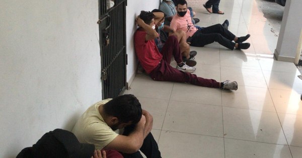 La Nación / Tras manifestación fueron demoradas 16 personas esta madrugada