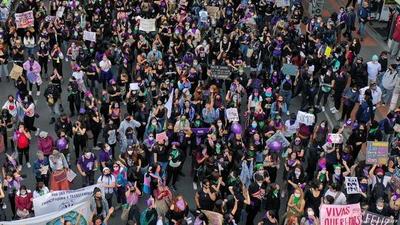 Miles de mujeres marcharon para conmemorar el 8 de marzo