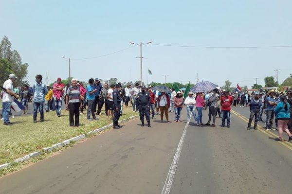 Campesinos también piden la renuncia de Marito - ADN Digital