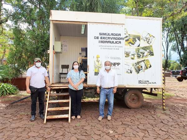 CURSO DE MANEJO DE EXCAVADORA CON SIMULADOR EN LA PAZ.