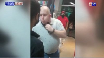 Cliente que escupió a guardia es considerado persona no grata | Noticias Paraguay