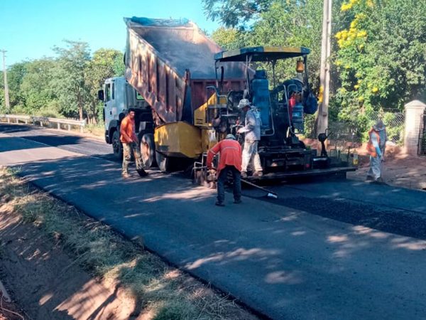 Asfaltado que unirá a Santa María de Fe y Santa Rosa registra 65% de avance