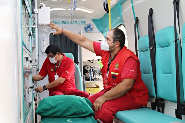 Ambulancias con terapia trasladaron a casi 1.500 pacientes desde el Alto Paraná - ABC en el Este - ABC Color