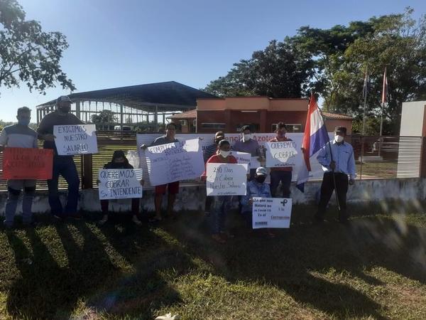 Funcionarios municipales de Azotey reclaman ocho meses de salario atrasado | Radio Regional 660 AM