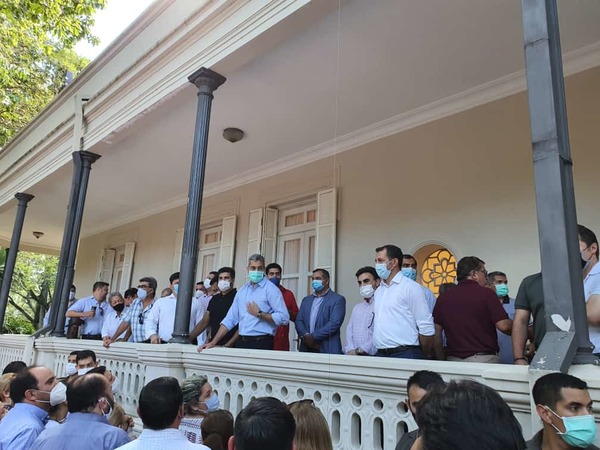 Funcionarios Públicos colorados harán caravana el viernes en apoyo a Mario Abdo - Megacadena — Últimas Noticias de Paraguay
