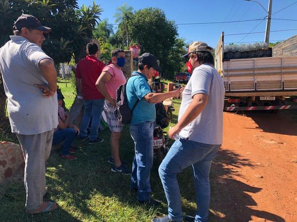Precandidato a intendente de Paraguarí utiliza recursos del MAG para hacer campaña - ADN Digital