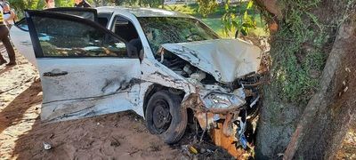 Al menos tres heridos en choque vehicular en Caacupé - Nacionales - ABC Color