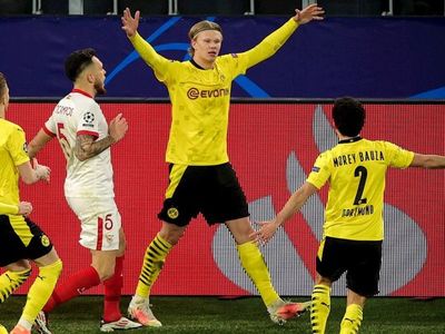 Haaland lleva a Dortmund a los cuartos de final de la Champions