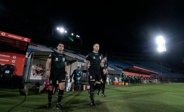 Diario HOY | Pitana conducirá el juego de vuelta de Guaraní con Nacional por la Libertadores