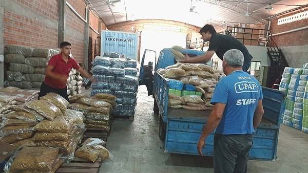MDS entregó víveres para la realización de almuerzos a familiares de internados - Noticiero Paraguay