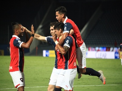 Cerro Porteño encuentra la fórmula y vuelve a festejar en casa