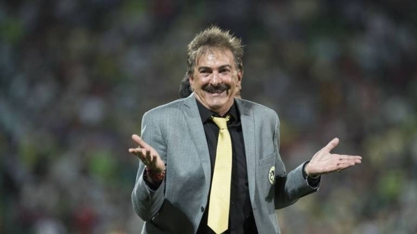 Diario HOY | Juez emite orden de prisión contra el entrenador argentino Ricardo La Volpe