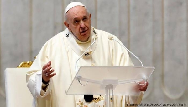 Diario HOY | El papa dice que su viaje a Irak llevó esperanza tras terrorismo y pandemia