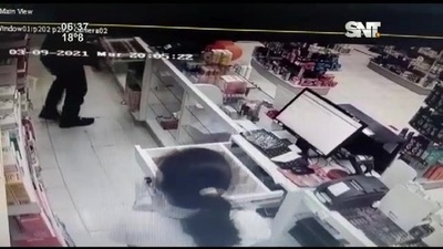 Capiatá: Capturan a motochorros minutos después de asaltar una farmacia - SNT