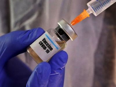 Farmacéuticas advierten de escasez de materias para vacunas anticovid