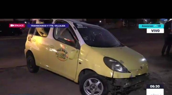 Diario HOY | Taxista perdió el control de su vehículo y volcó: reportan tres personas heridas