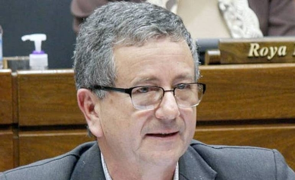 Diario HOY | Liberales alistan libelo acusatorio contra Abdo y Velázquez, tratamiento será por separado