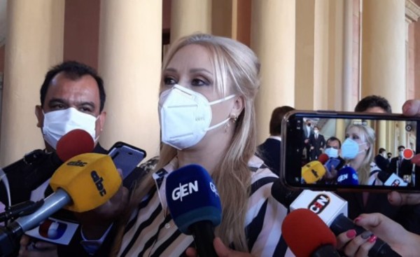 Celina Lezcano: Empoderamiento femenino y garantizar la seguridad