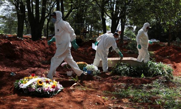 Brasil reportó este martes 1.972 muertes por coronavirus en un solo día