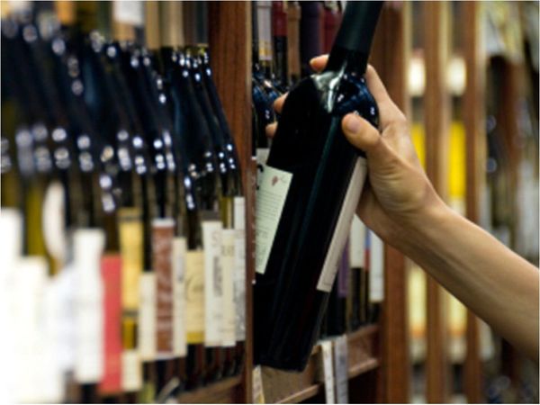 ¡Lo que faltaba! Subió de precio el vino, dicen