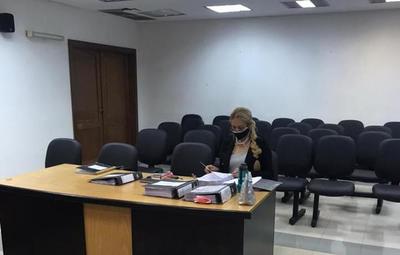 Mujer que habría planificado crimen de su esposo fue condenada a 30 años de prisión
