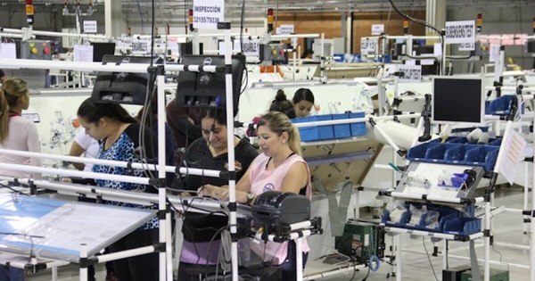 La Nación / BCP: las exportaciones en febrero cayeron 18,2% en comparación al 2020
