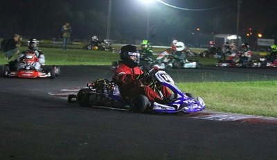 La segunda del karting, este sábado y con “faros” encendidos