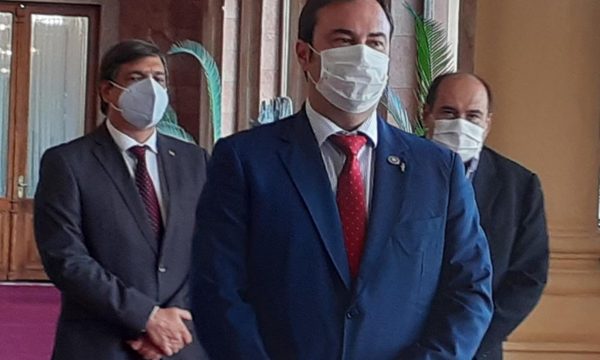 Gubetich deja IPS tras escándalo por venta irregular de medicamentos