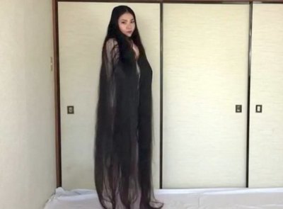 Crónica / “Rapunzel” japonesa: su pelo mide 2 metros