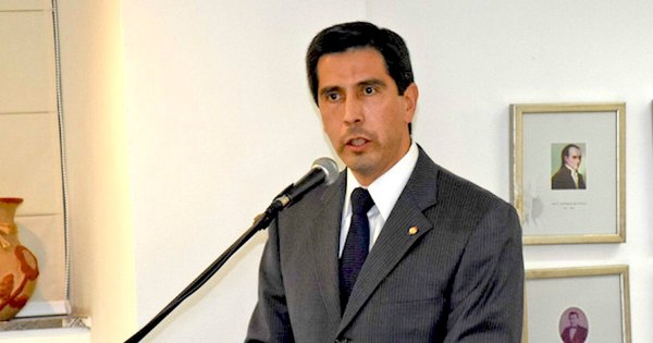 La Nación / González afirma que no avanzó porque ya se acordó con Rusia