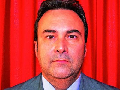 Gubetich renuncia al IPS y Abdo nombra a Bataglia
