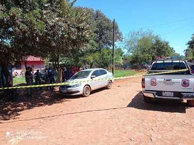 Tras persecución y balacera abandonan automóvil robado en Presidente Franco